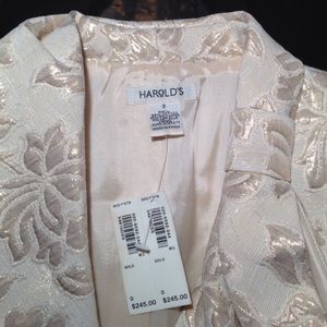 Harold’s cream/gold dress coat
